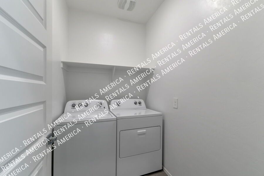 Great home on southeast side! property image