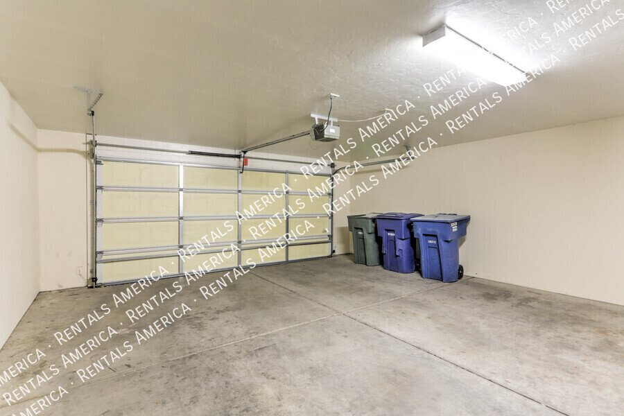 Spacious 4-bedroom, 2-bath home with fenced in yard. property image