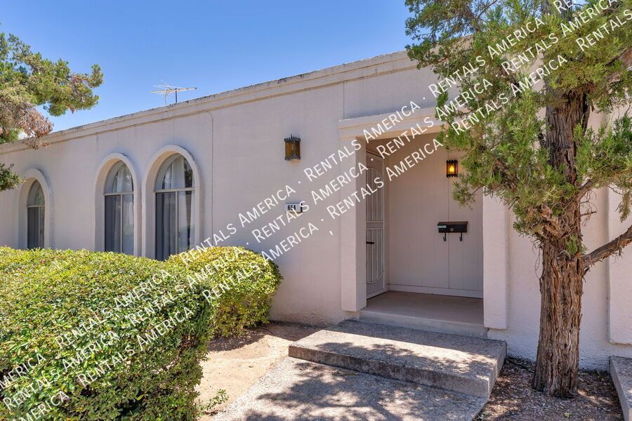 Miramonte-Single story 2 bedroom condo with Garage!! property image