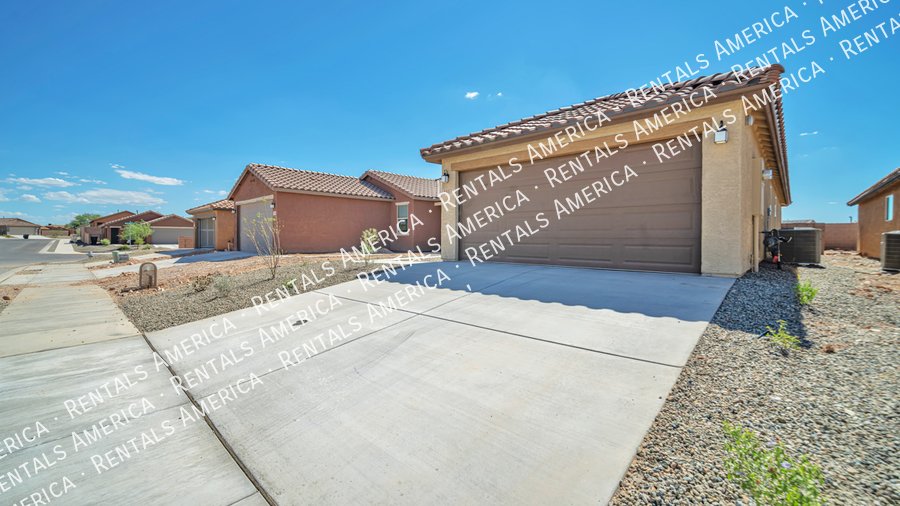 Almost New 3 Bed/2Bath w/ Large Kitchen/Great Room... property image