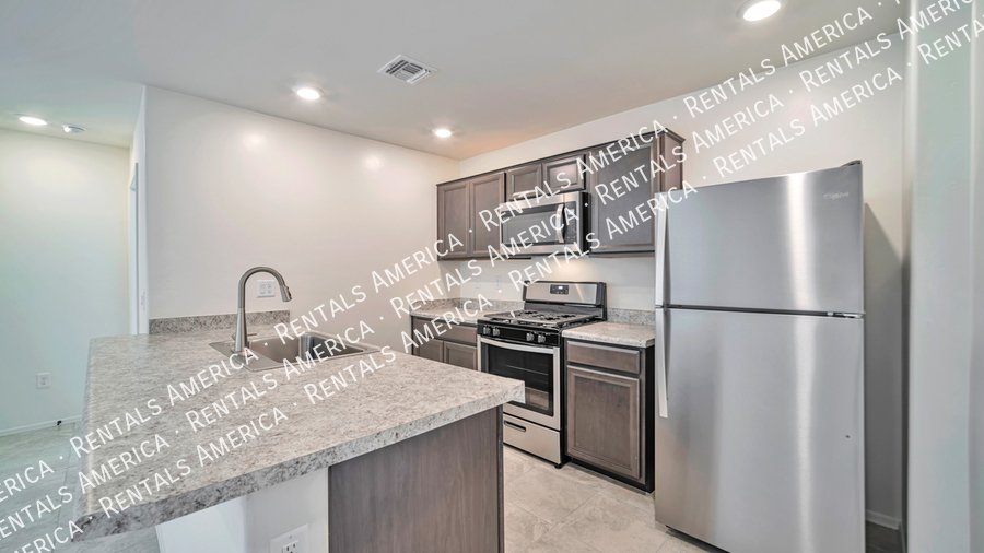 Almost New 3 Bed/2Bath w/ Large Kitchen/Great Room... property image