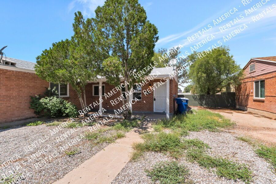 Brand New Listing- 3 bedroom property image