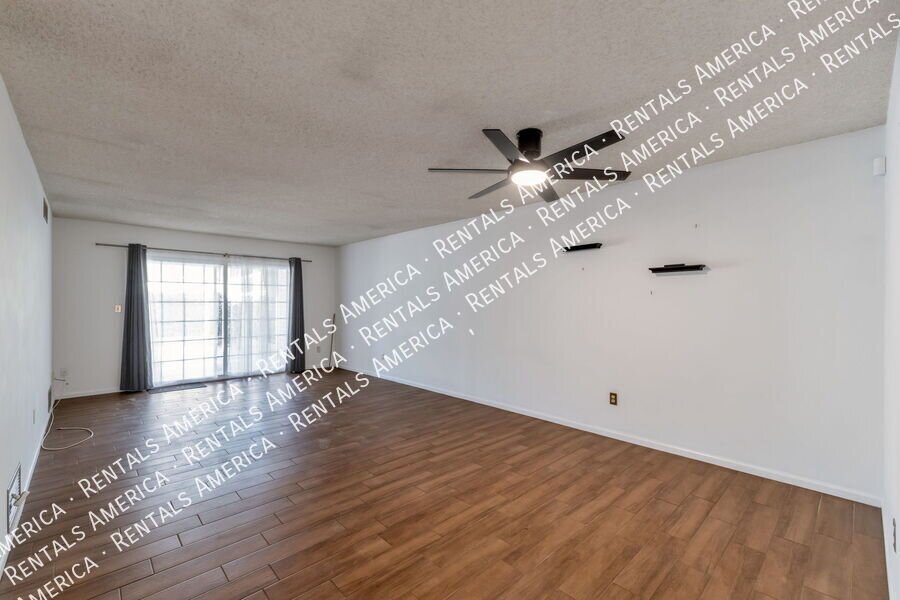 2-Bedroom +Den, 2-Bath Single-Story Townhome property image