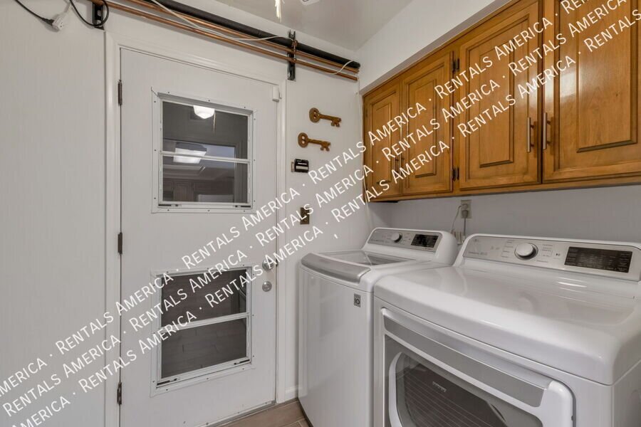 2-Bedroom +Den, 2-Bath Single-Story Townhome property image