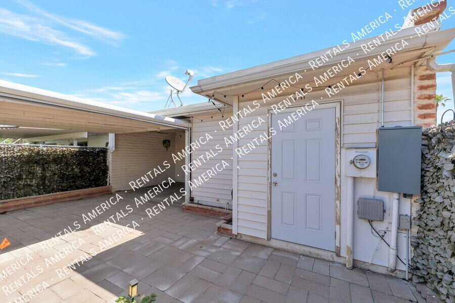 2-Bedroom +Den, 2-Bath Single-Story Townhome property image