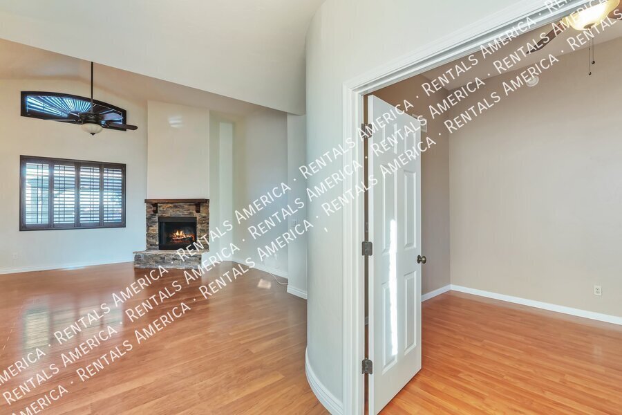 BEAUTIFUL RITA RANCH 3/2 with SOLAR property image