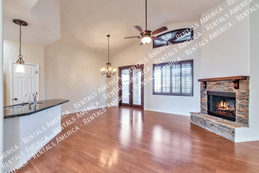 BEAUTIFUL RITA RANCH 3/2 with SOLAR property image