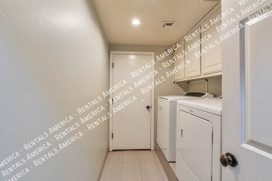 BEAUTIFUL RITA RANCH 3/2 with SOLAR property image