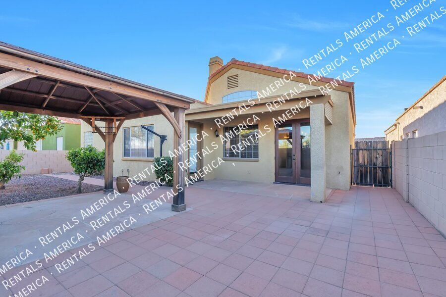 BEAUTIFUL RITA RANCH 3/2 with SOLAR property image