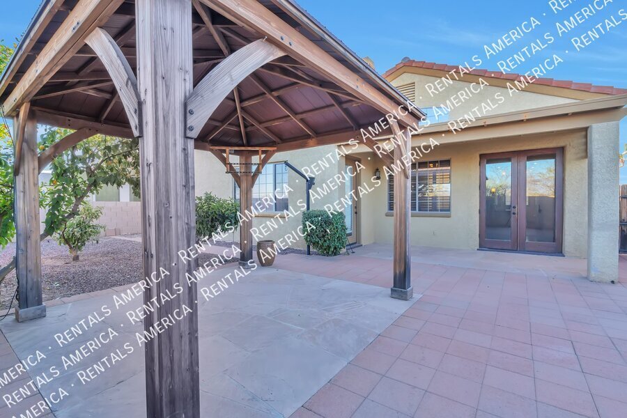 BEAUTIFUL RITA RANCH 3/2 with SOLAR property image