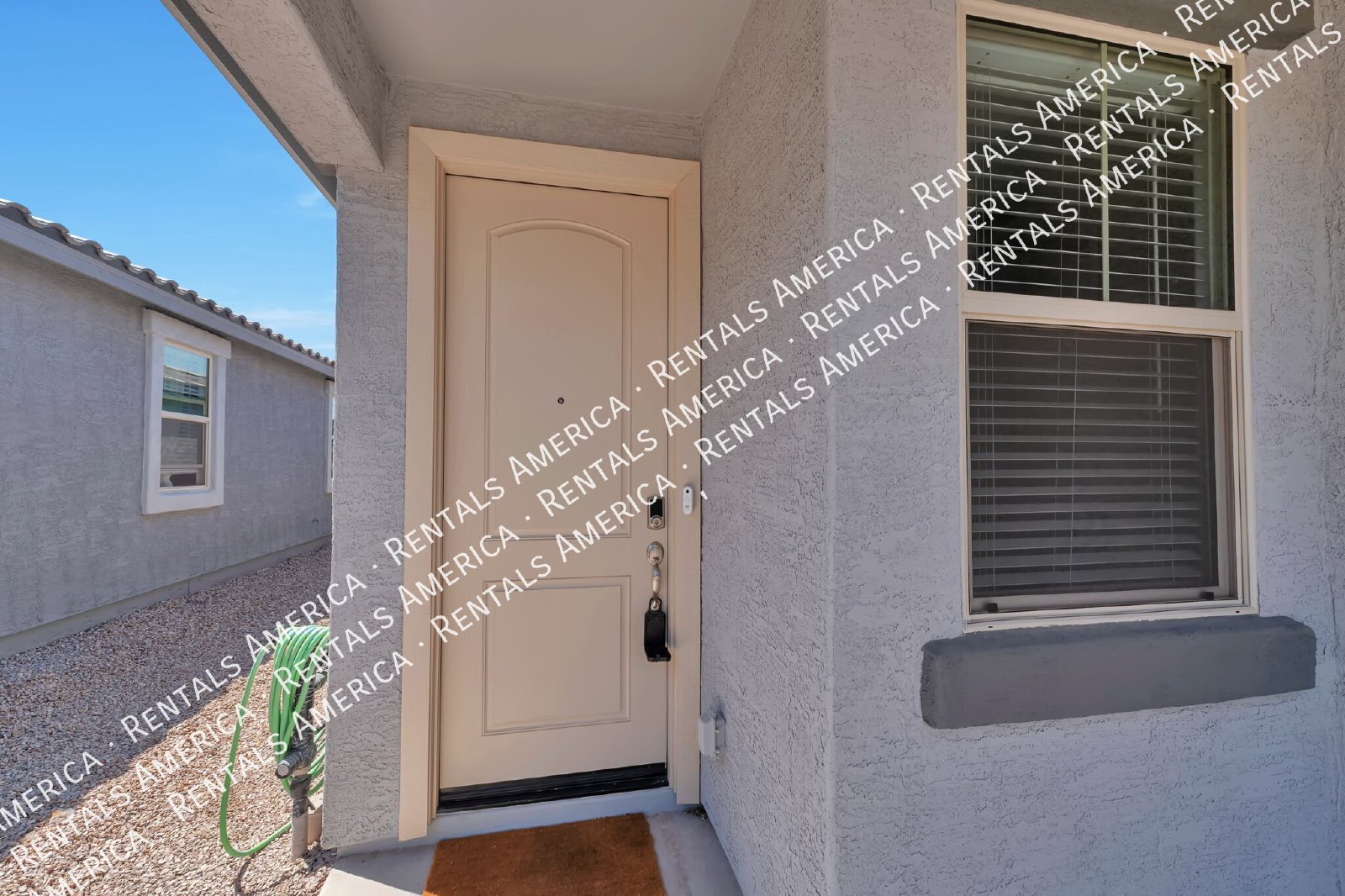 4 bedroom in Gladden Farms property image