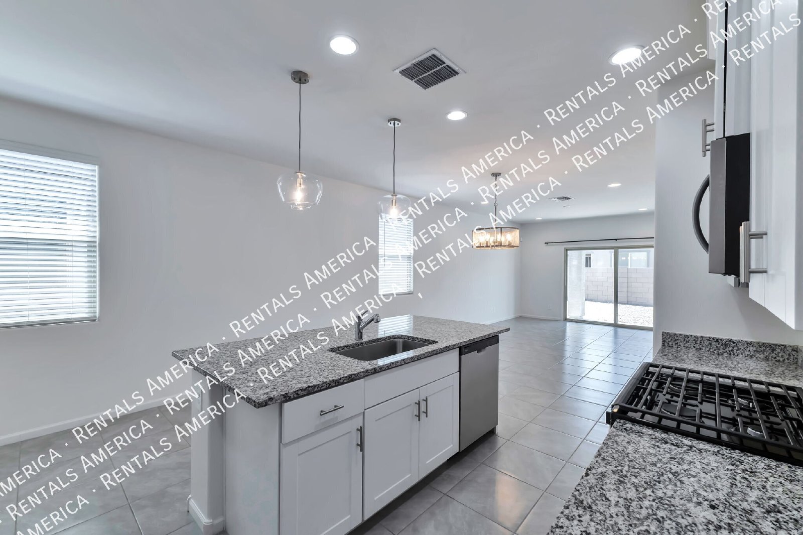 4 bedroom in Gladden Farms property image