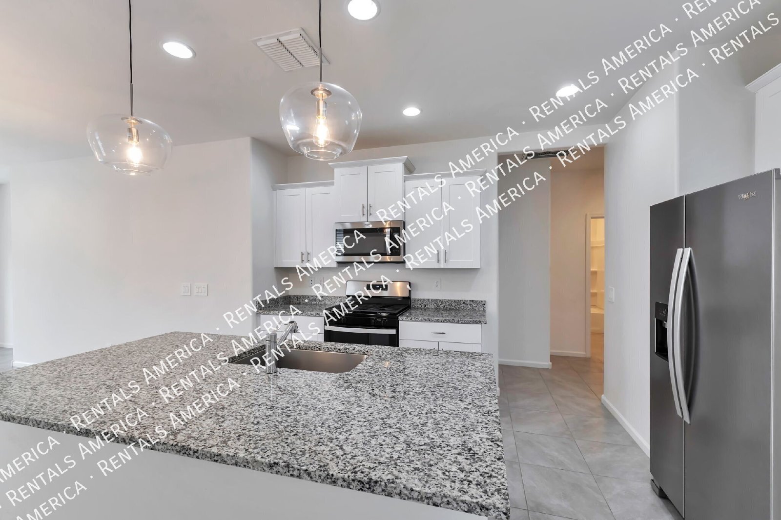 4 bedroom in Gladden Farms property image
