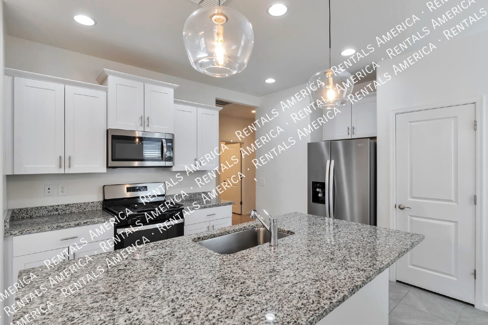 4 bedroom in Gladden Farms property image