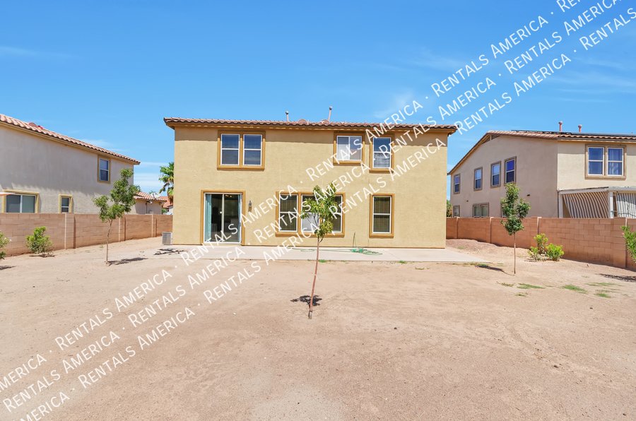 Beautiful home near DMAFB & I-10! property image