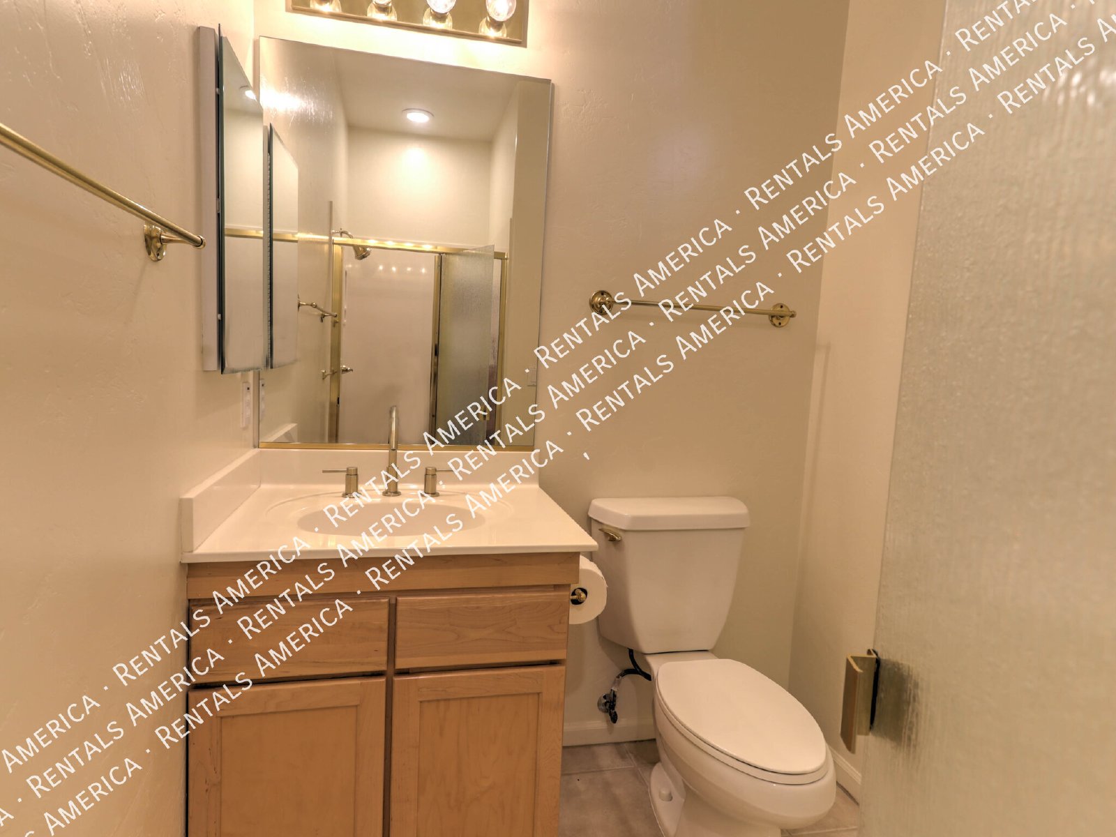 Beautiful 4 bedroom 3/5 bath Retreat with Mountain Views, Pool & Spa property image