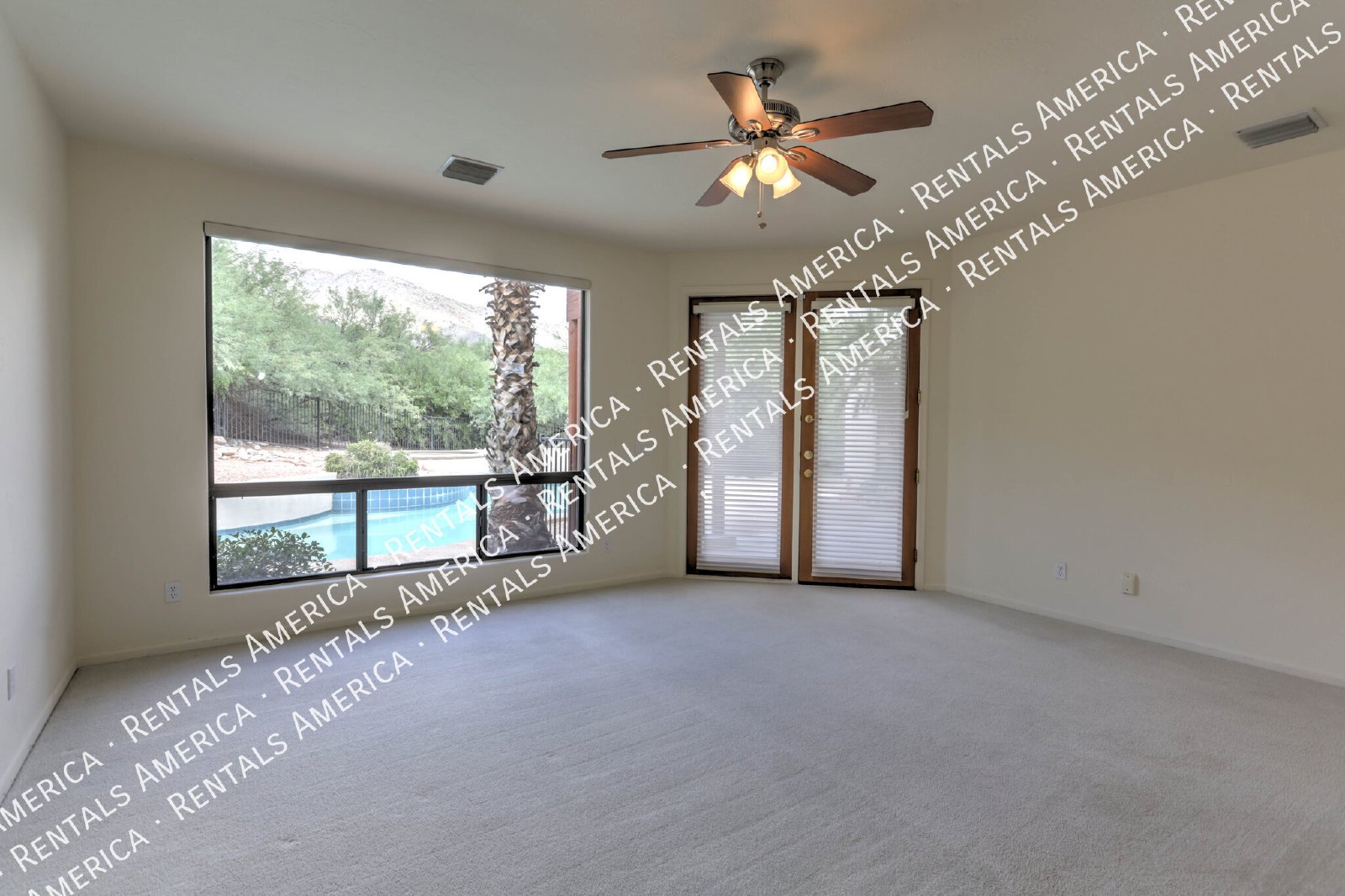 Beautiful 4 bedroom 3/5 bath Retreat with Mountain Views, Pool & Spa property image