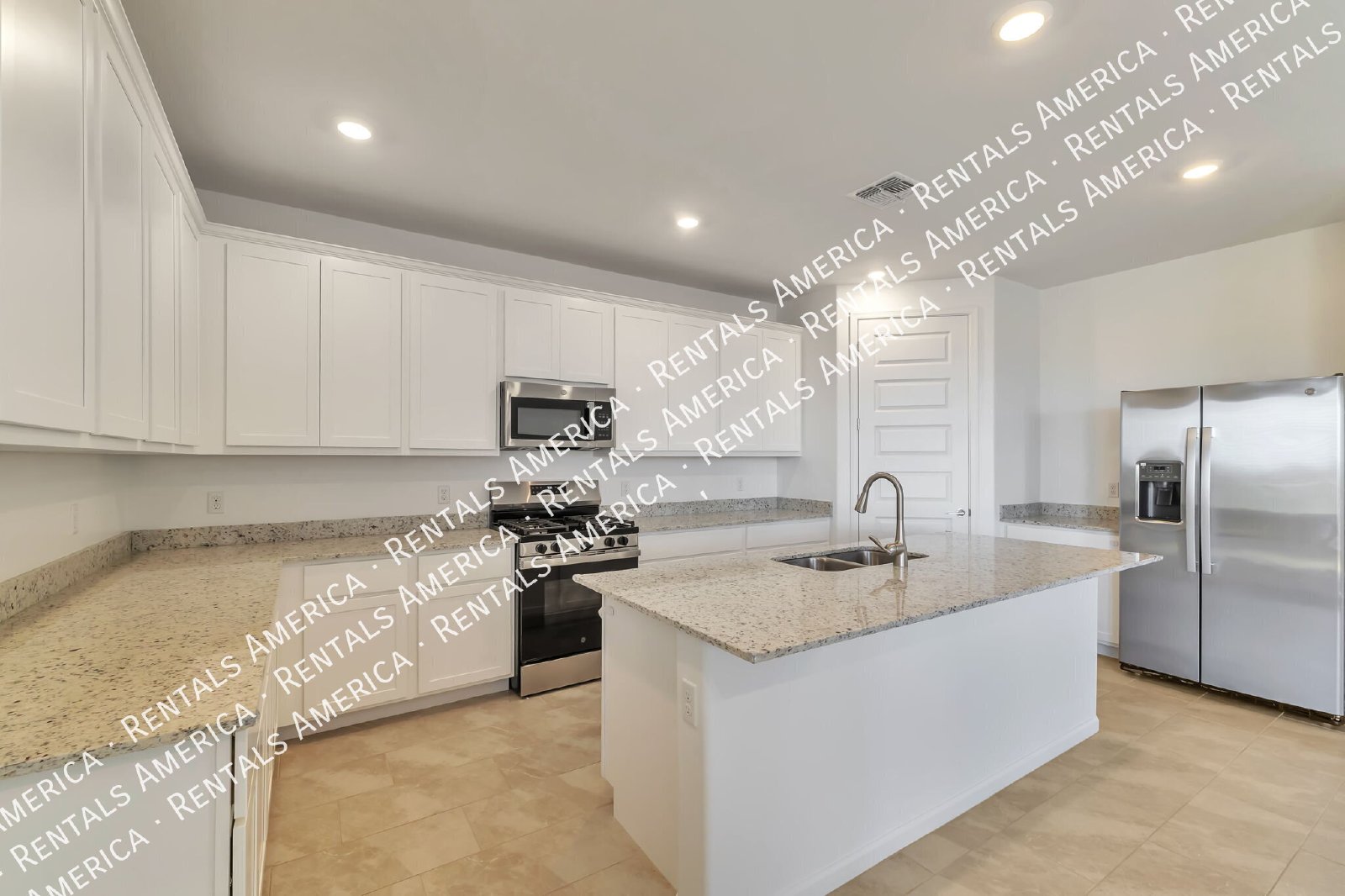 4-BEDROOM HOME WITH LOFT IN VAI property image