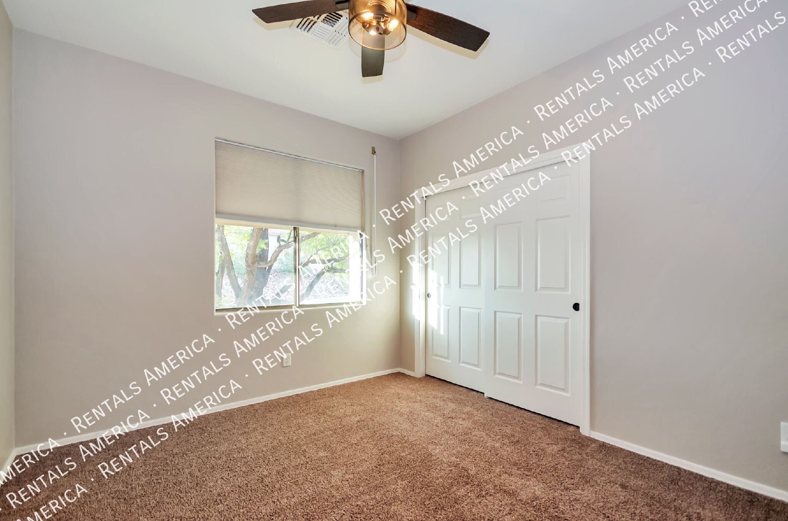 3 bedroom, 2 bath with Custom Pool and Mountain Views property image