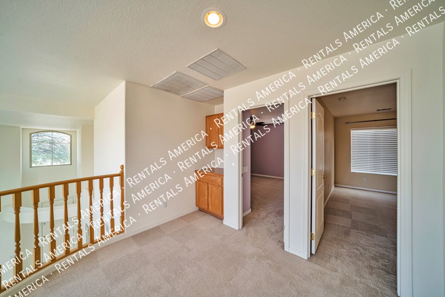 Summer special: FIVE bedrooms in Rancho Vistoso property image
