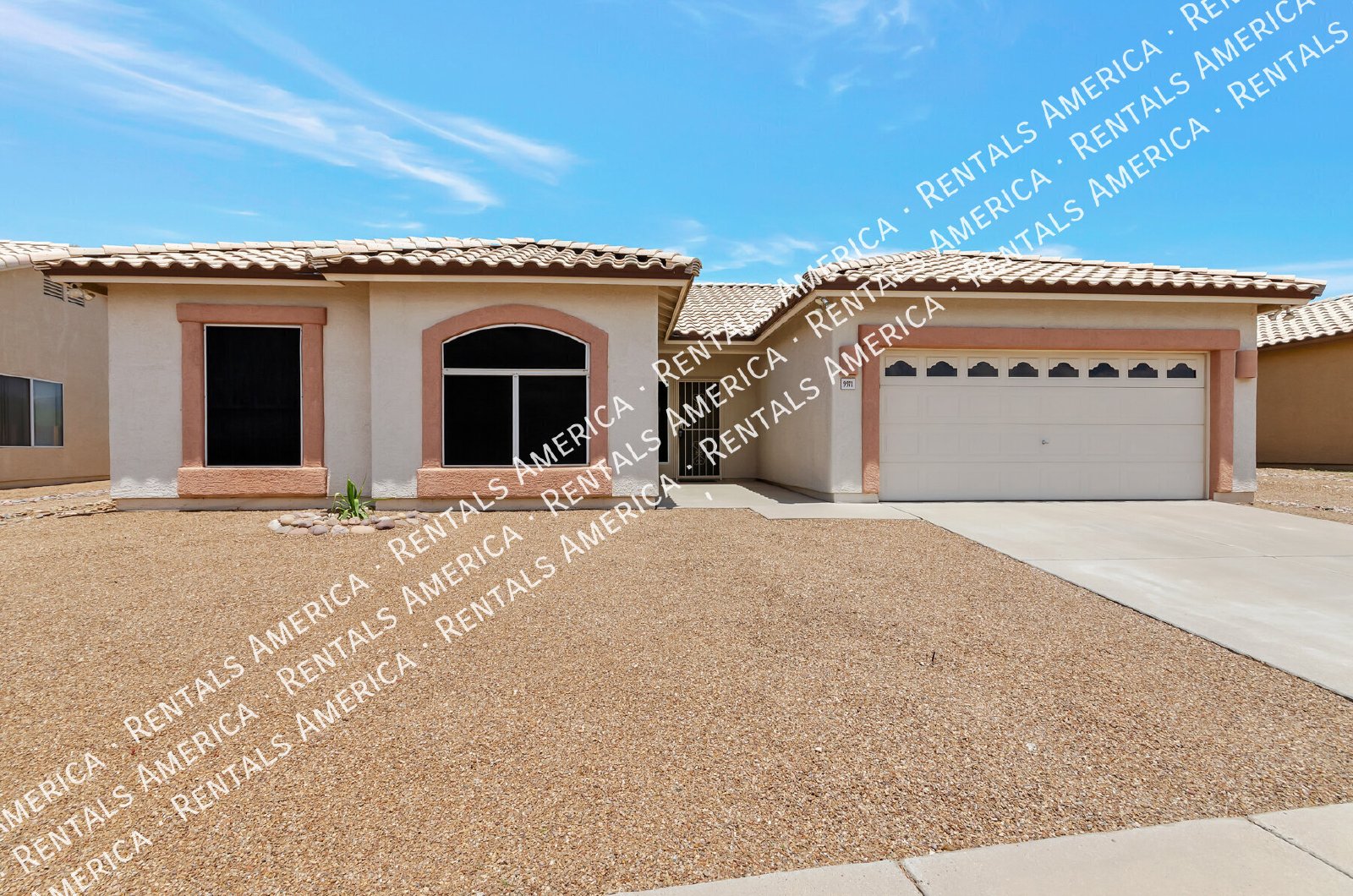 Like New in Rita Ranch! Available Immediately property image