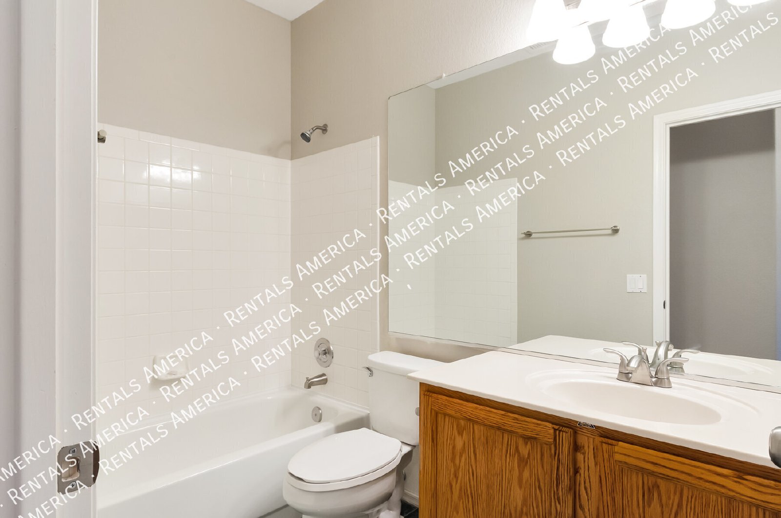 Like New in Rita Ranch! Available Immediately property image