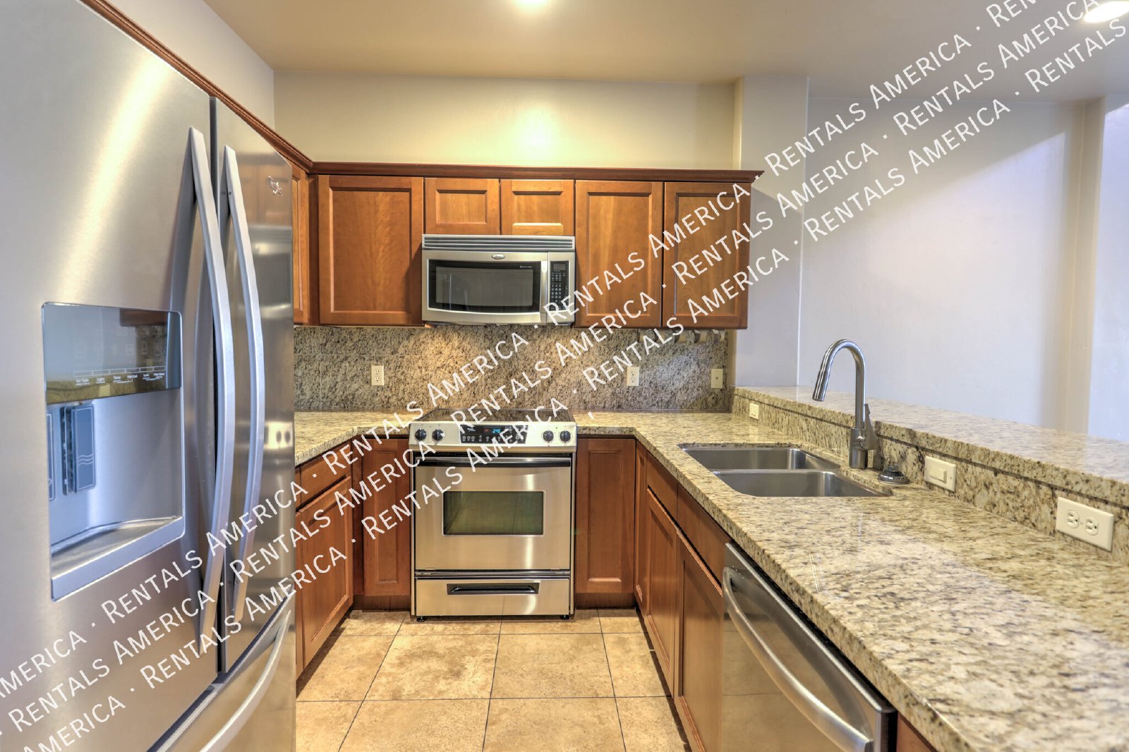 Upscale 3bed/3bath Town Home with Community Pool! property image