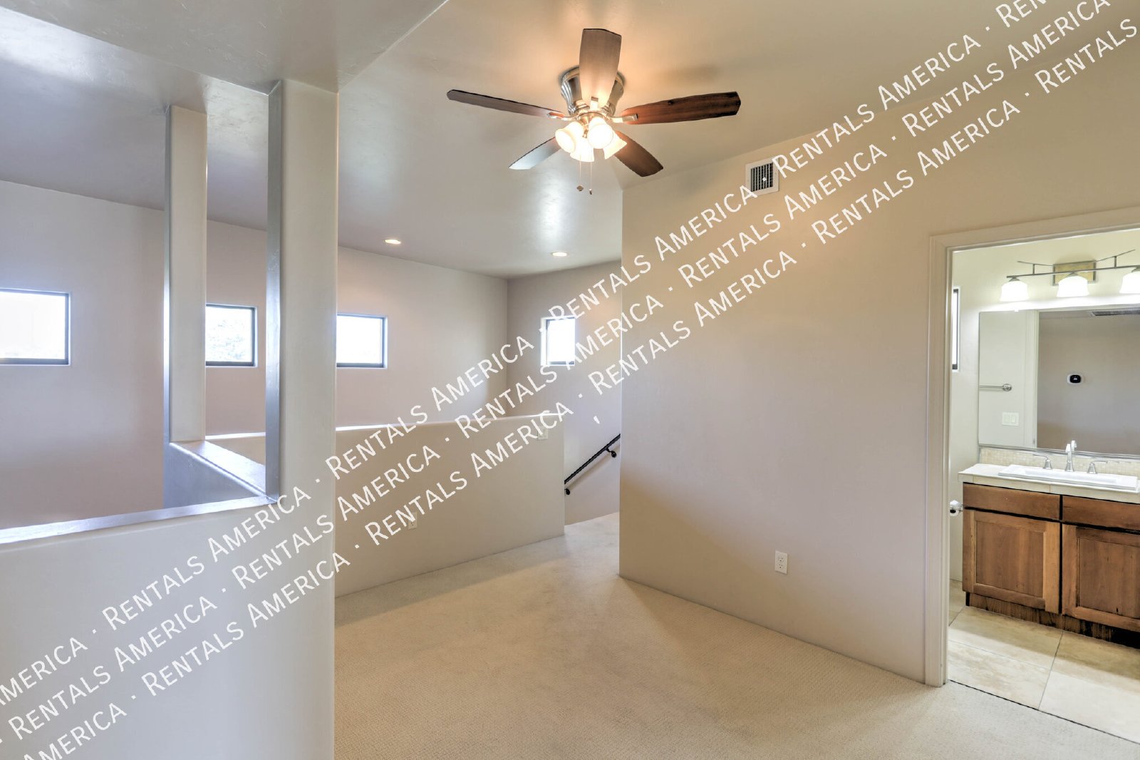 Upscale 3bed/3bath Town Home with Community Pool! property image