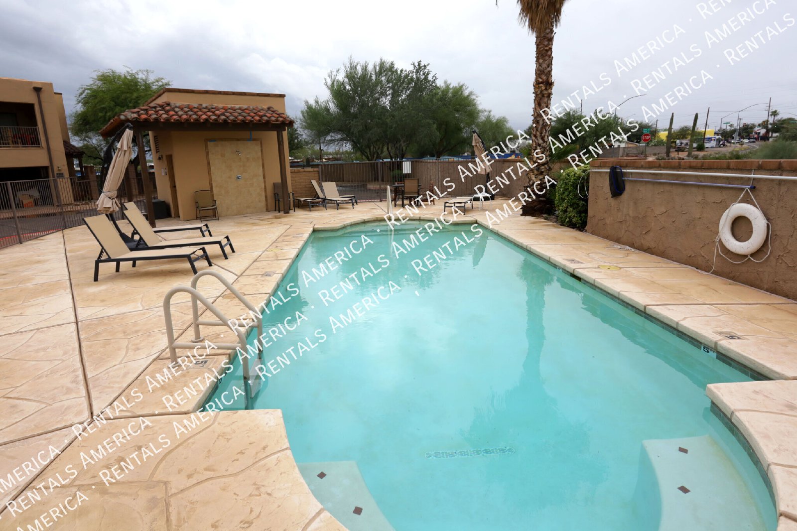 Upscale 3bed/3bath Town Home with Community Pool! property image