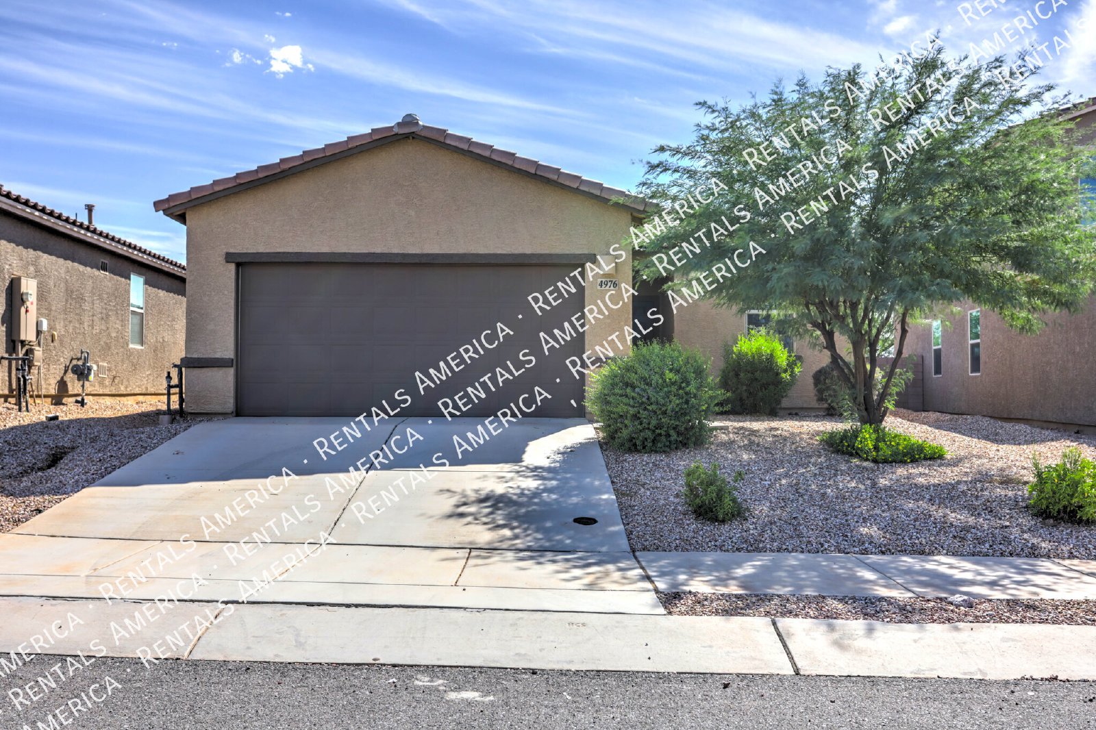 Beautiful 3 bed/2 bath Home with Washer/Dryer Connections! property image