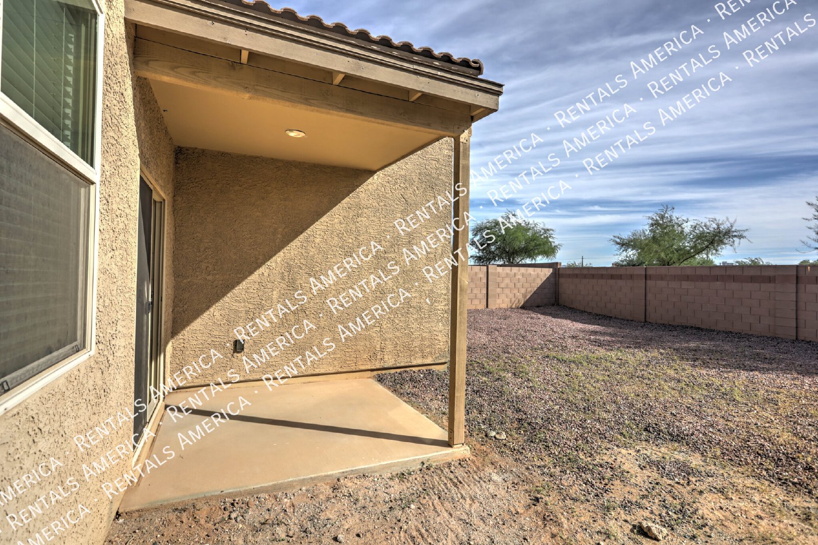 Beautiful 3 bed/2 bath Home with Washer/Dryer Connections! property image