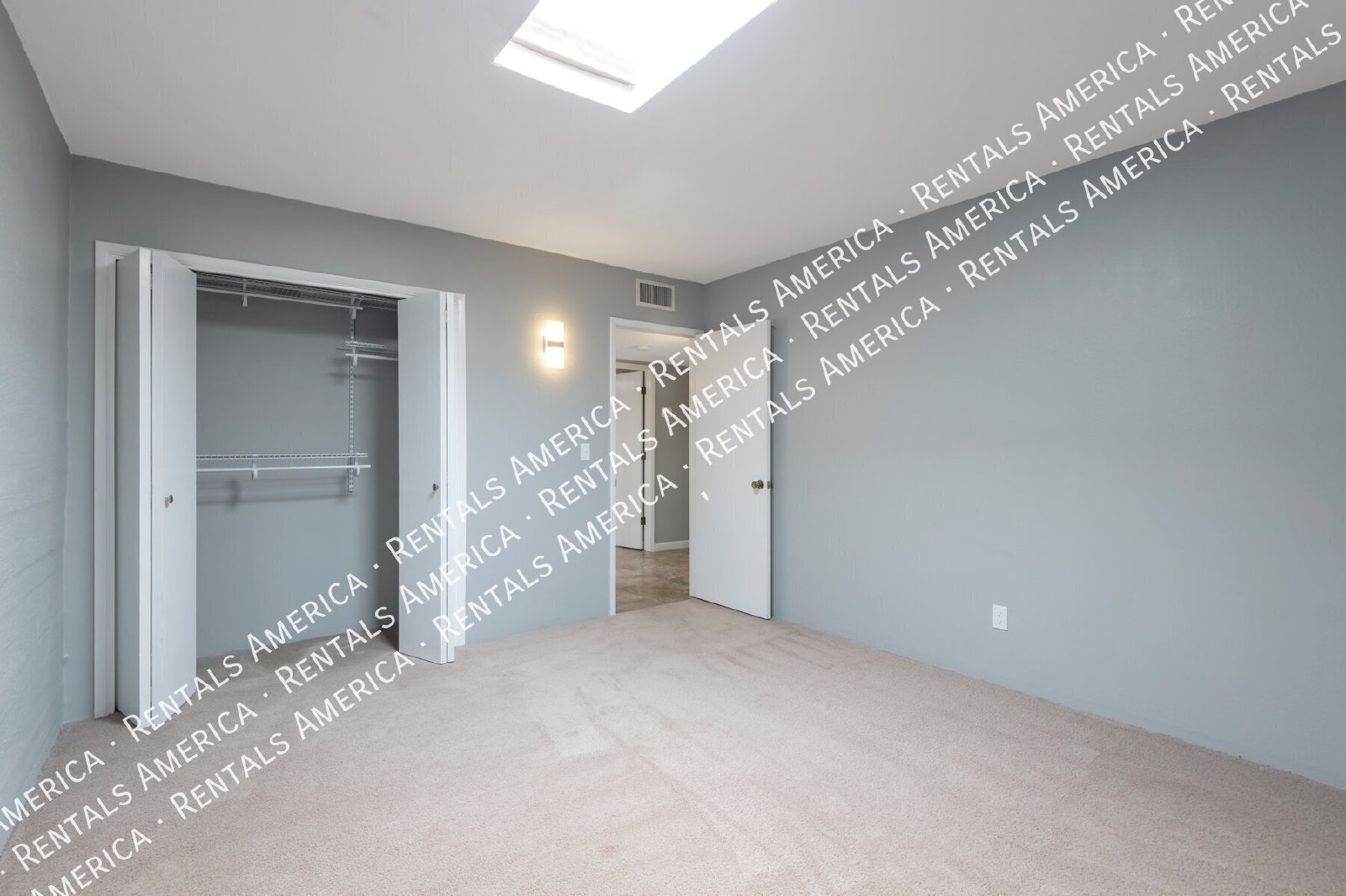 Great central location! property image