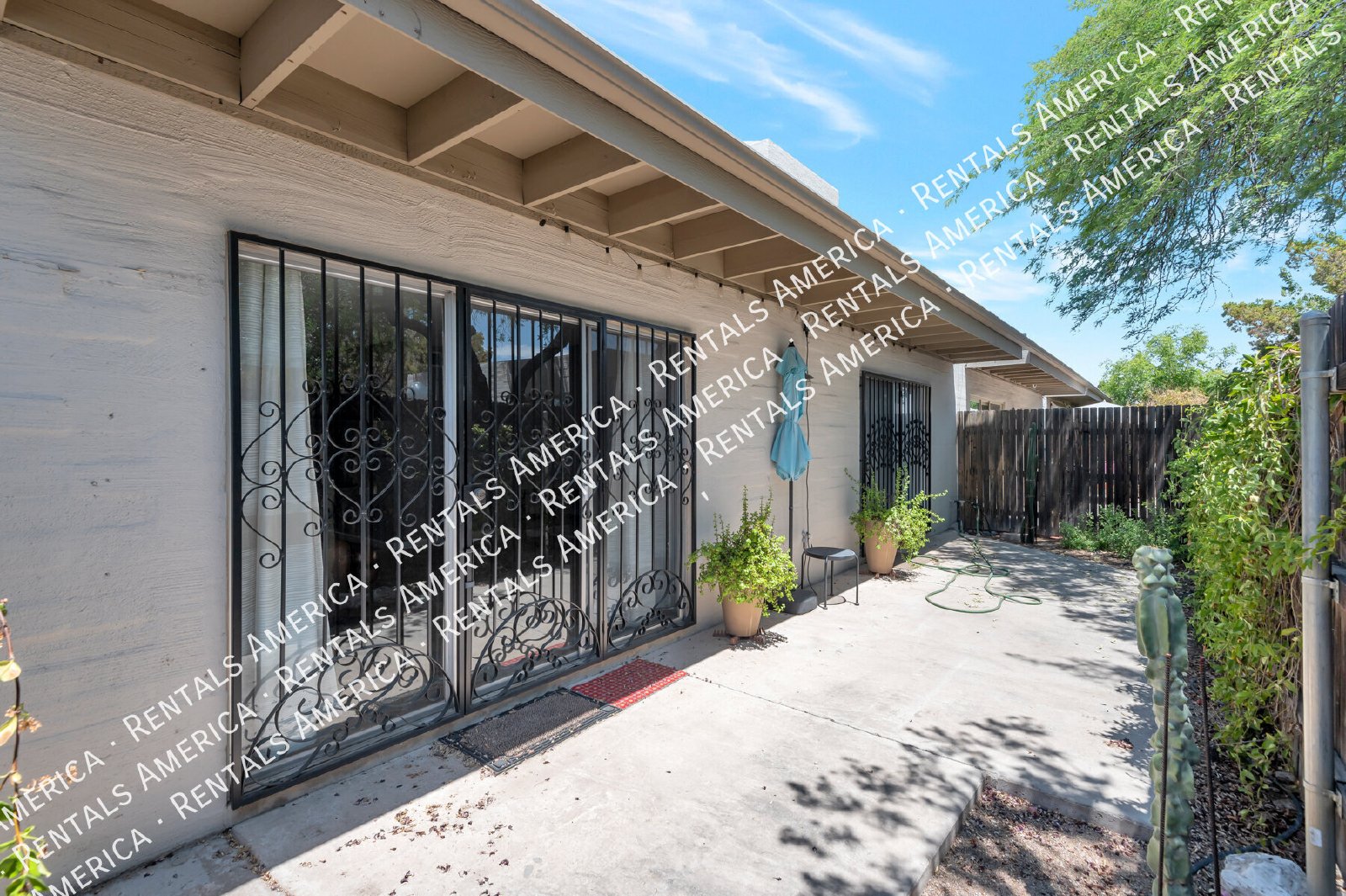 Great central location! property image