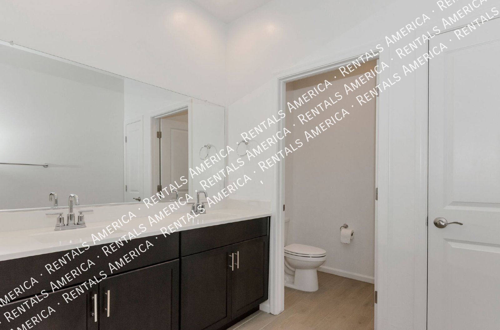 Charming 3 bedroom 2 bathroom home in Vail AZ property image