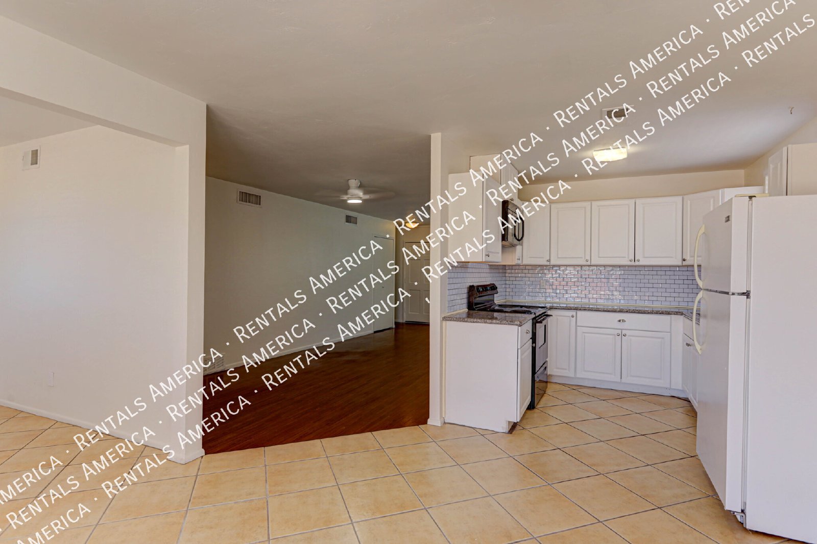 Charming 3 bedroom 2 bath Home with Modern Comforts property image