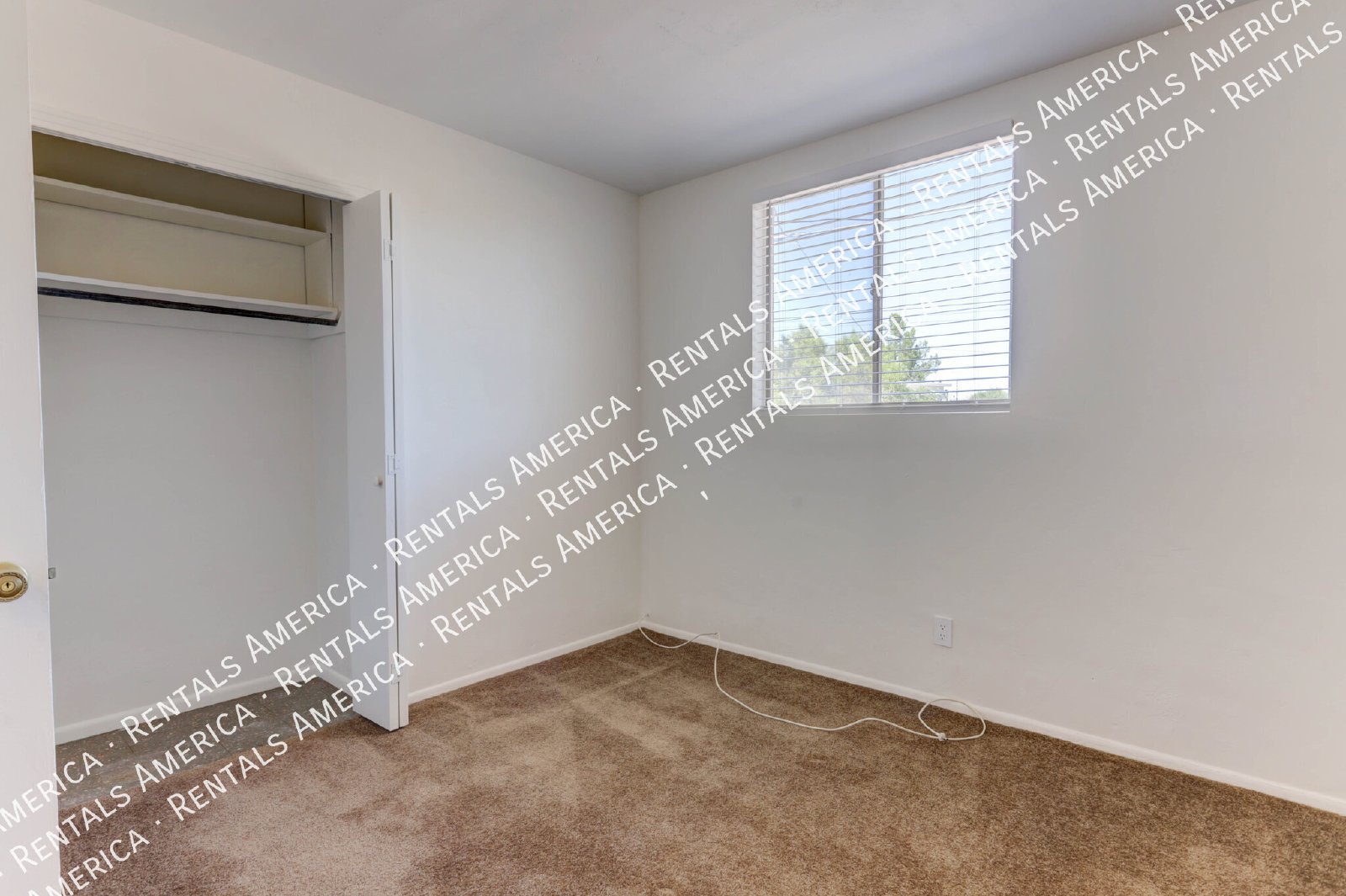 Charming 3 bedroom 2 bath Home with Modern Comforts property image