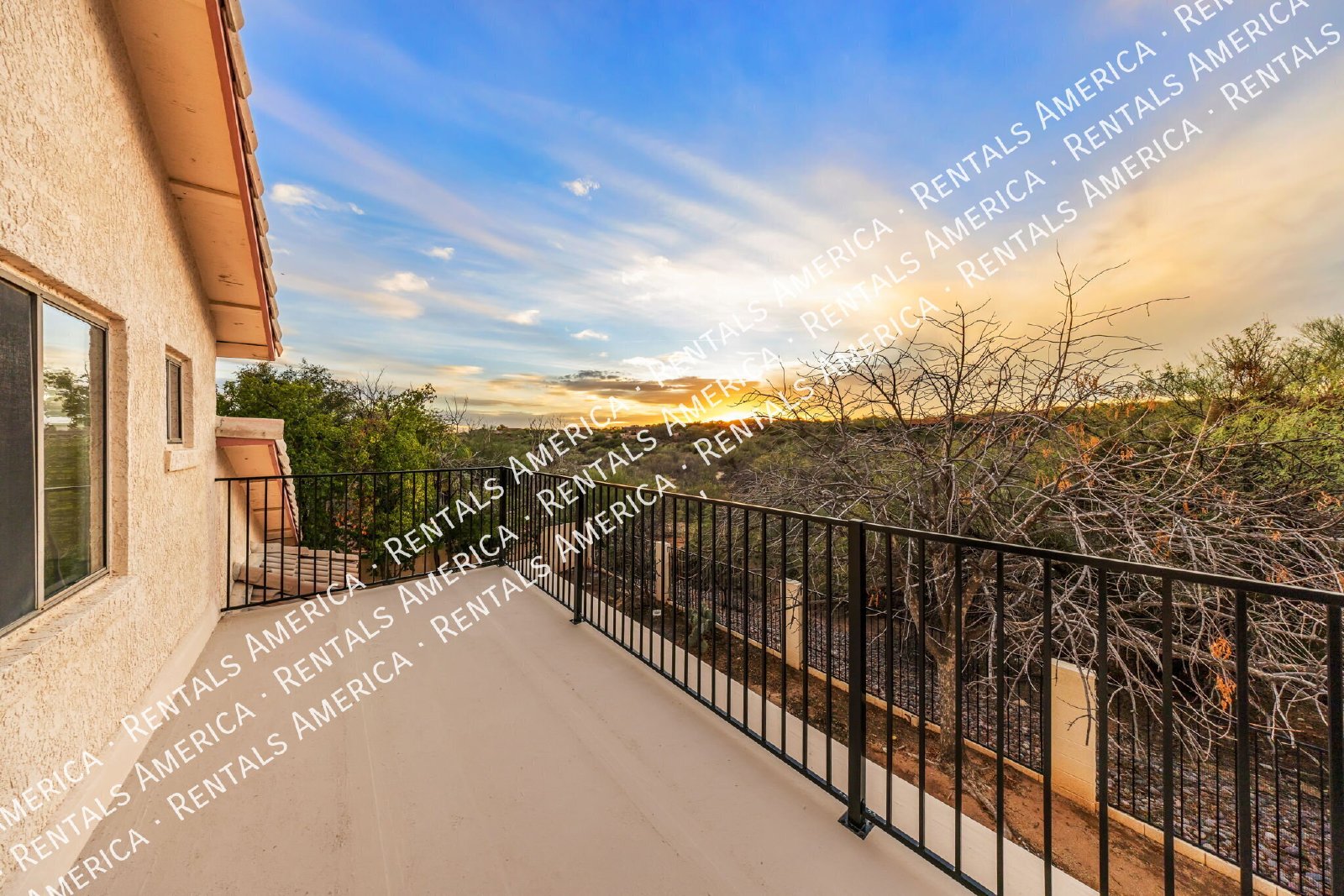 Renovated Oro Valley 5 bedroom, 3 bath home property image