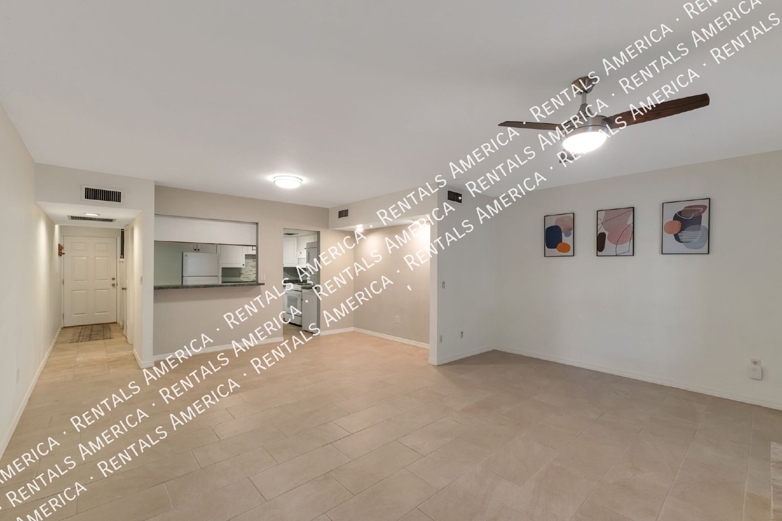 Stylish 2 Bedroom 2 Bathroom Townhome property image