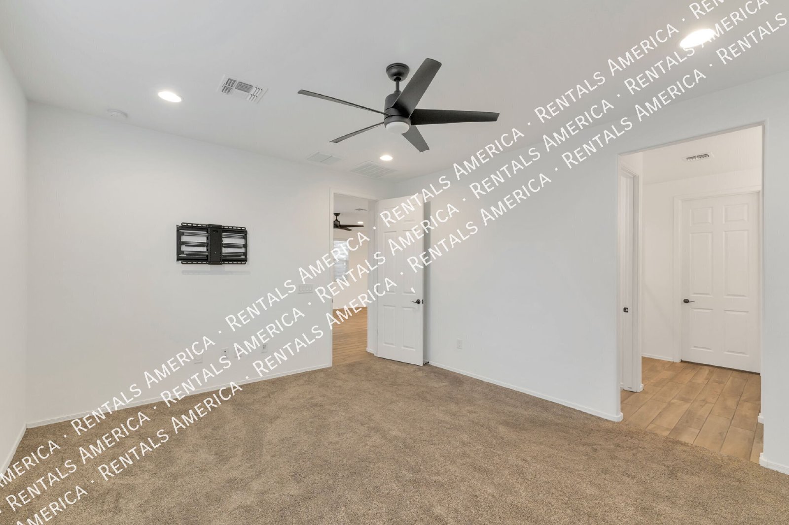 Beautiful 4 bedroom house in Vail AZ property image