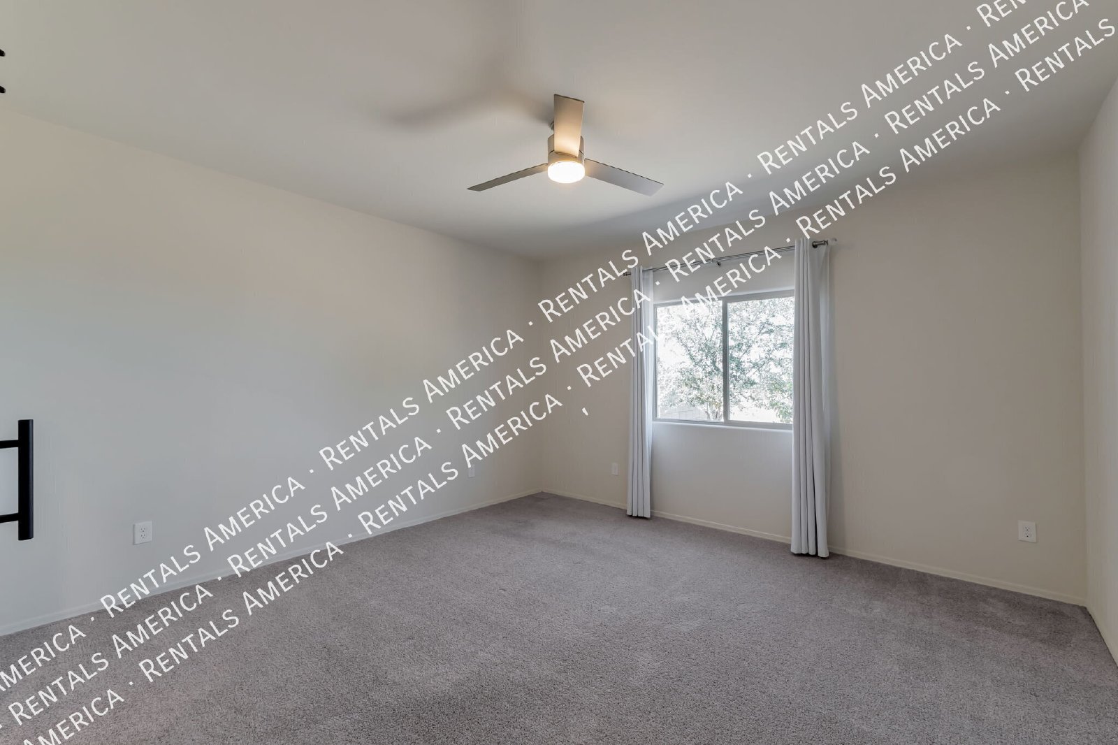 Beautiful 4 bedroom home in Gladden Farms! property image