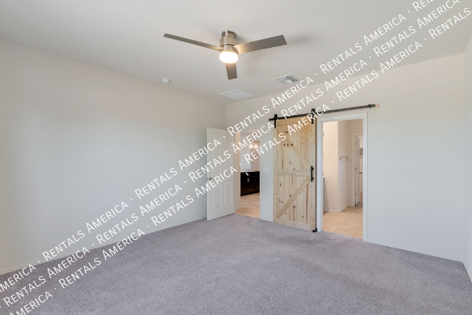 Beautiful 4 bedroom home in Gladden Farms! property image