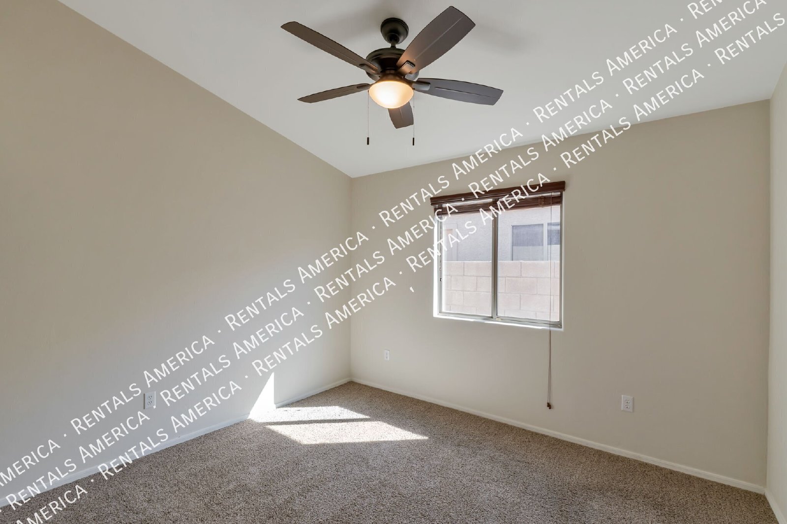 Southeast gated 4 bedroom, 2 bath! property image
