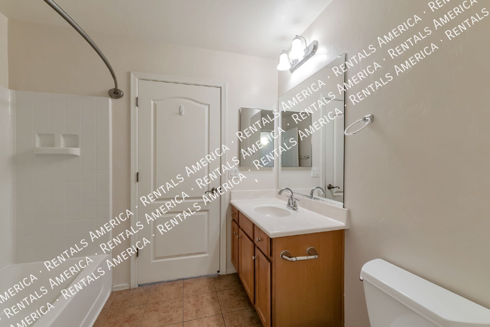 Southeast gated 4 bedroom, 2 bath! property image