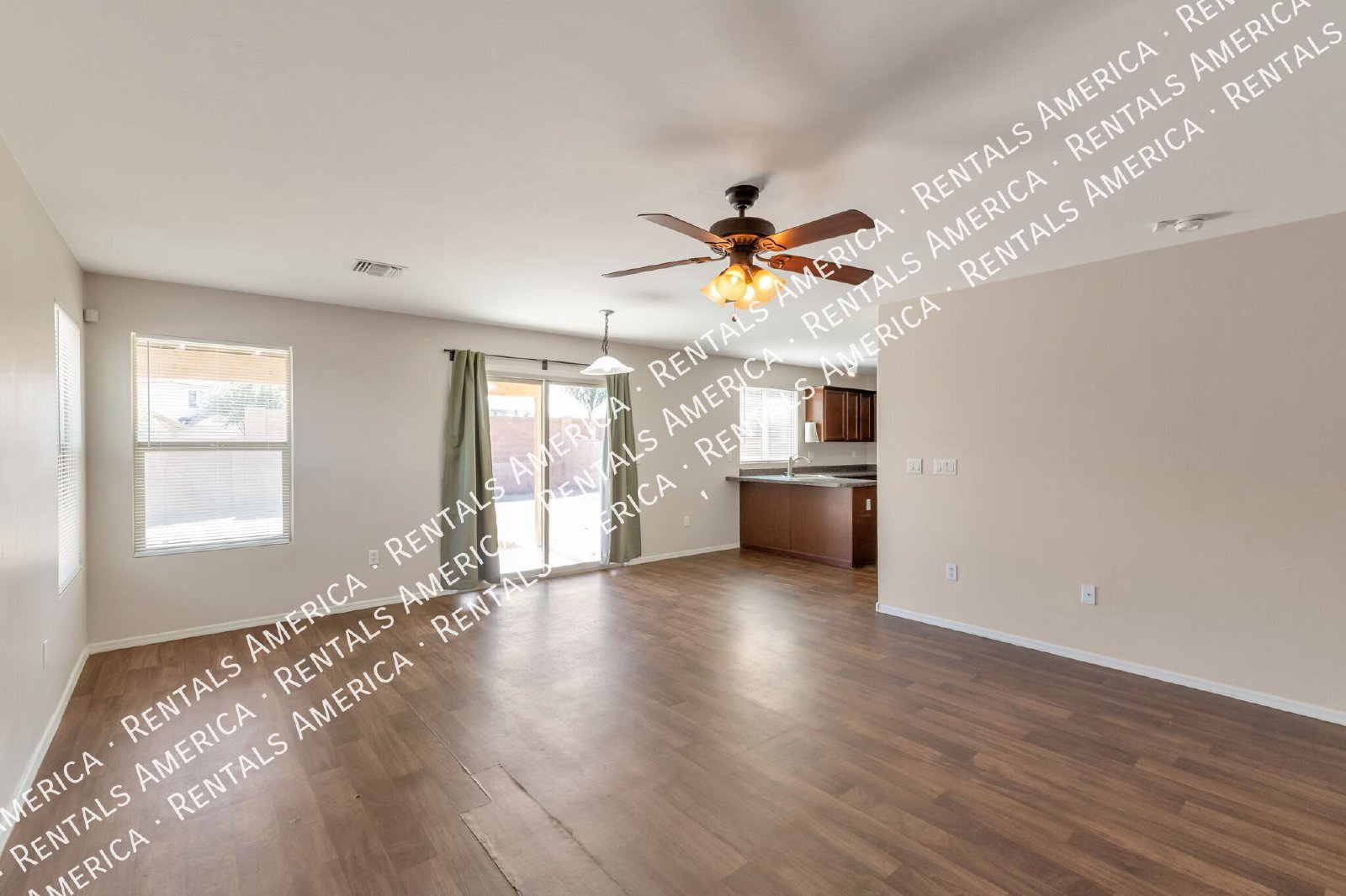 4 Bedroom Two Story Home with Loft in Green Valley property image