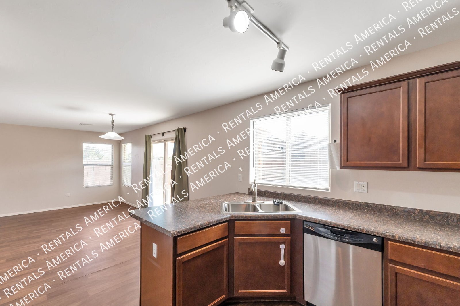 4 Bedroom Two Story Home with Loft in Green Valley property image