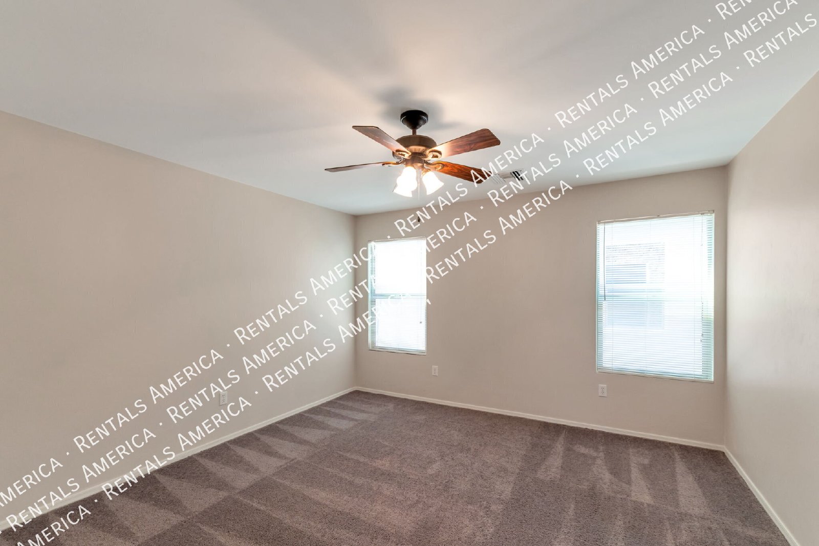 4 Bedroom Two Story Home with Loft in Green Valley property image