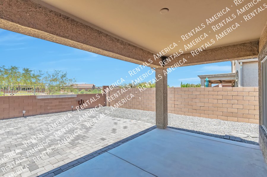 Beautiful home in Saguaro Bloom! property image