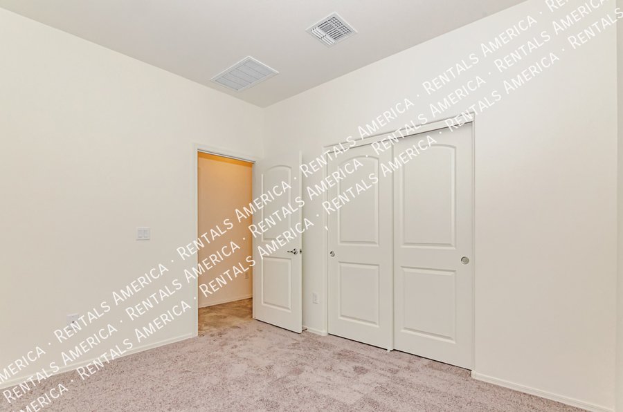 Delightful newer home with neutral color palette property image