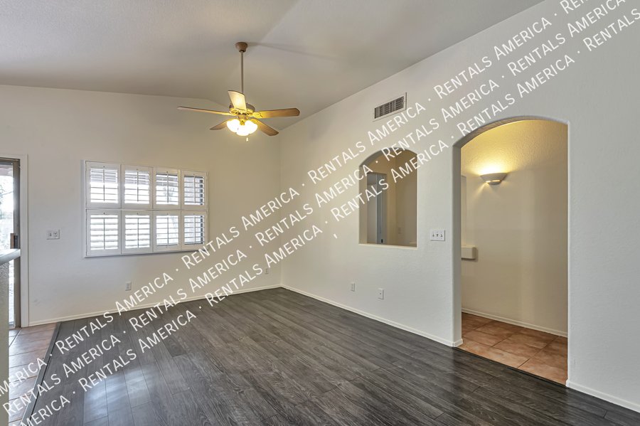 Rita Ranch Charmer! property image