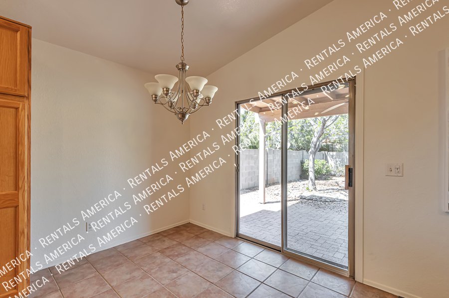 Rita Ranch Charmer! property image